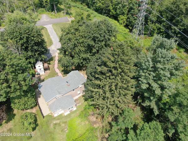 166 Knickerbocker Road, Amsterdam, NY 12010