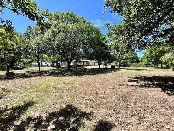 264 Private Road 1305, Bridgeport, TX 76426