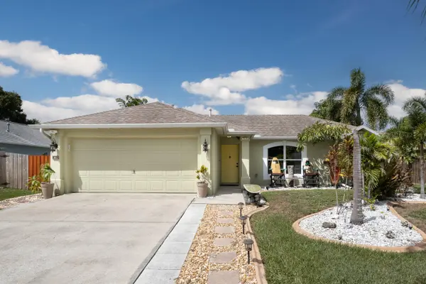 2032 Sierra ST, Melbourne, FL 32935