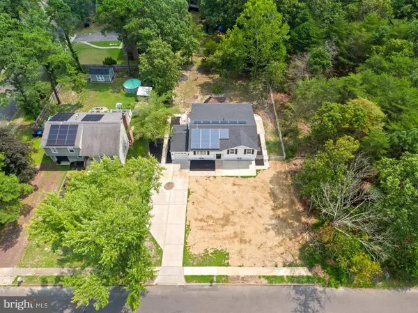 2424 RICHARDS AVE, Atco, NJ 08004