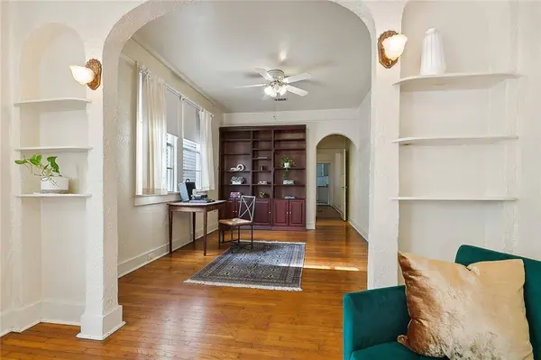 2320 22 CHARTRES ST, New Orleans, LA 70117