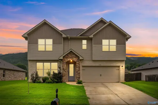 7302 Milas Way SE, Owens Cross Roads, AL 35763