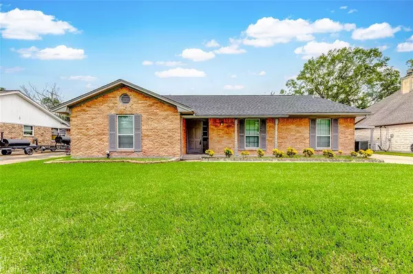 1708 Ruella LN, Pasadena, TX 77502