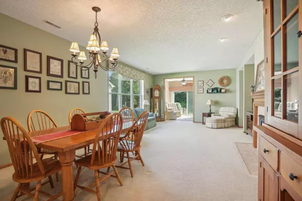 5249 157th ST N, Hugo, MN 55038