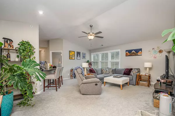 7497 Devonshire Drive #23-300, Alexandria, KY 41001