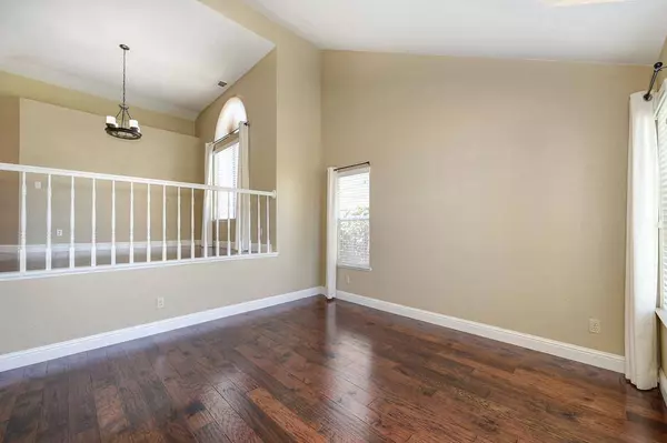 1705 Evergreen DR, Roseville, CA 95747