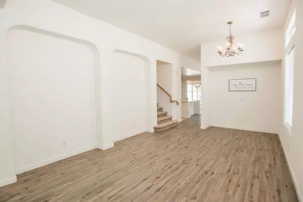 10128 Atkins DR, Elk Grove, CA 95757