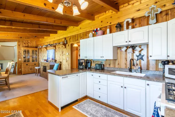 15672 N TRINITY PT SE, Mentor, MN 56736