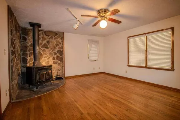 1575 W Sandtown RD, Marietta, GA 30064