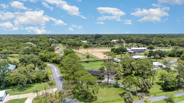 2535 Lake Crest BLVD, Melbourne, FL 32934