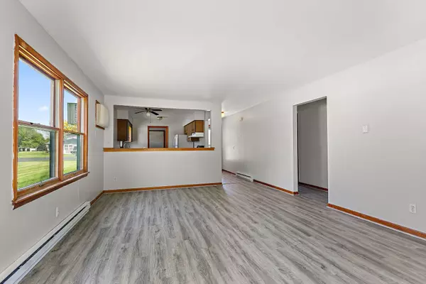 1117 Lillian LN #1117, Sandwich, IL 60548