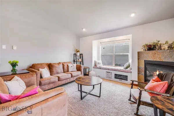 42 Thatch Wood LN, Bozeman, MT 59718