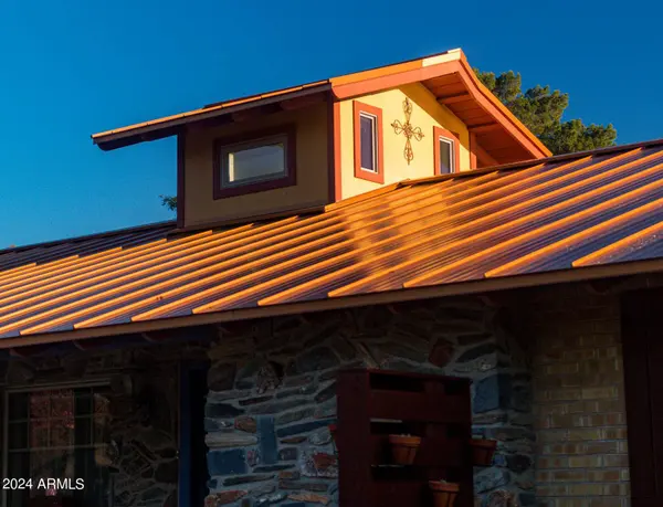 3727 E Camelback Road, Phoenix, AZ 85018