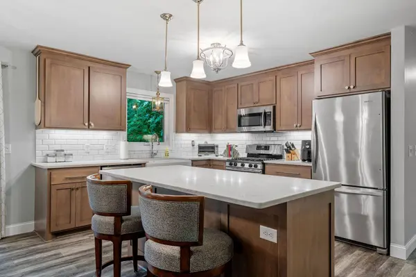 962 122nd LN NW, Coon Rapids, MN 55448