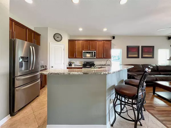 2901 COPPER HEIGHT CT, Valrico, FL 33594