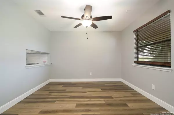 500 Ridge Drive, San Marcos, TX 78666