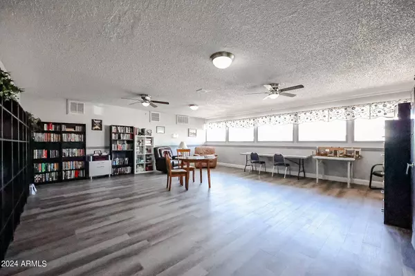 9501 E Broadway Road #132, Mesa, AZ 85208