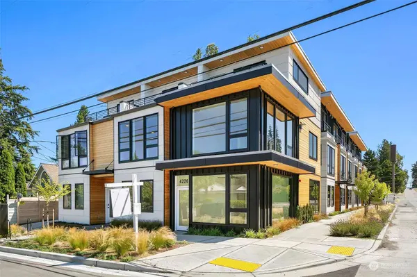 9858 California AVE SW, Seattle, WA 98136