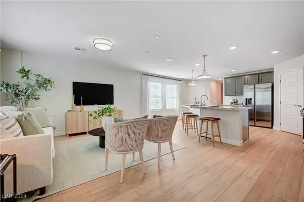 631 Morbucks Lane #1056, Henderson, NV 89011