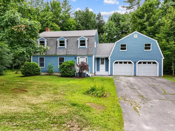 5 Andrew TER, Oakland, ME 04963