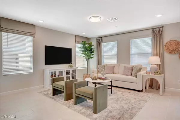 913 Cadence View Way, Henderson, NV 89011