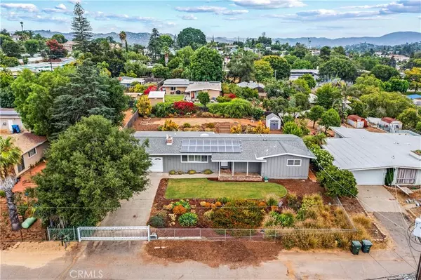 517 W Beech ST, Fallbrook, CA 92028