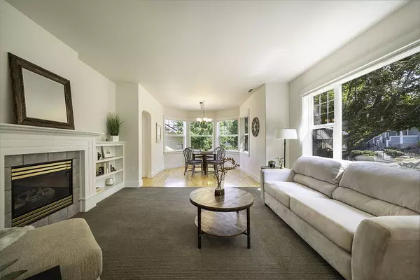 745 River Rock RD, Ashland, OR 97520