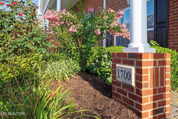 1700 Wisteria View WAY #1700, Knoxville, TN 37914