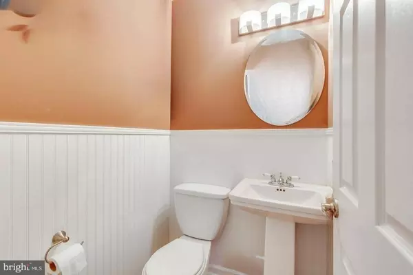 410 KINGS CROFT, Cherry Hill, NJ 08034