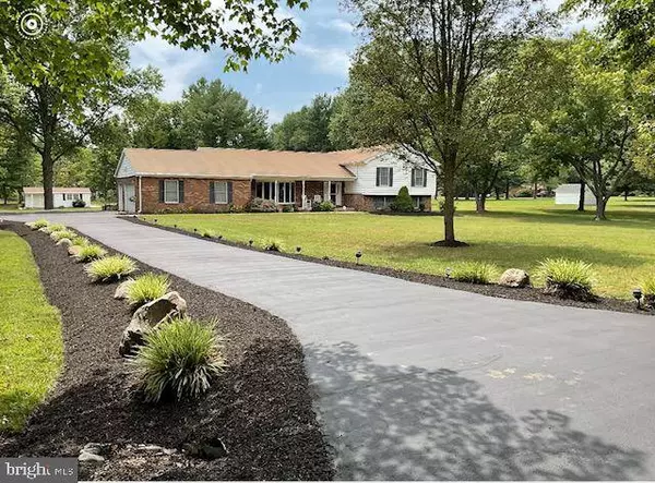 1677 PREAKNESS DR, Gambrills, MD 21054