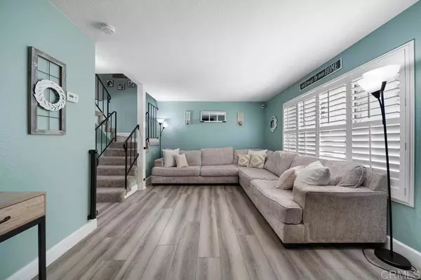 9445 Carlton Oaks Drive #B, Santee, CA 92071