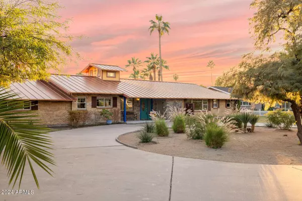 3727 E Camelback Road, Phoenix, AZ 85018