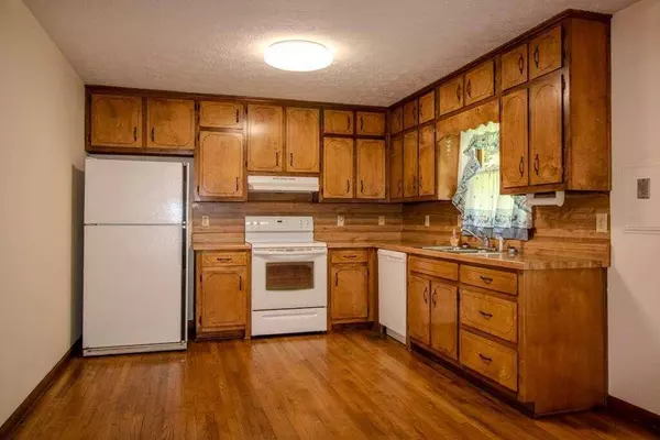 1575 W Sandtown RD, Marietta, GA 30064