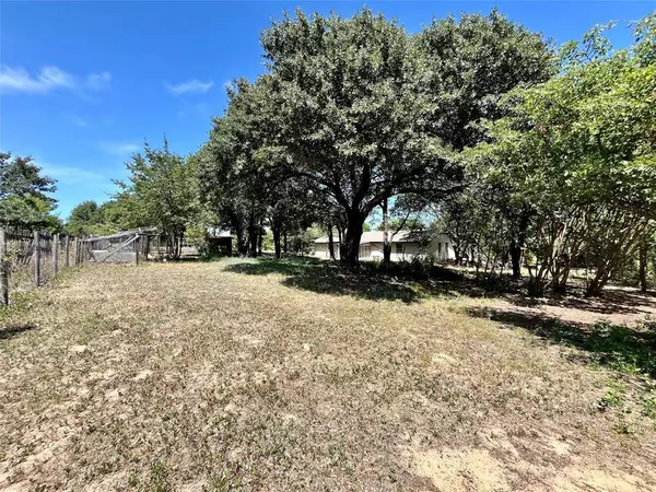264 Private Road 1305, Bridgeport, TX 76426