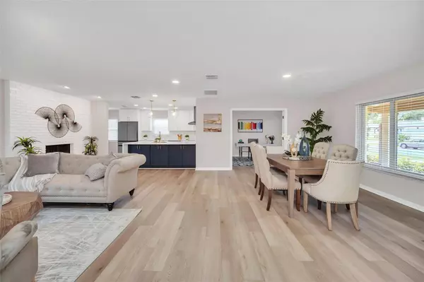 8216 BANYAN BLVD, Orlando, FL 32819