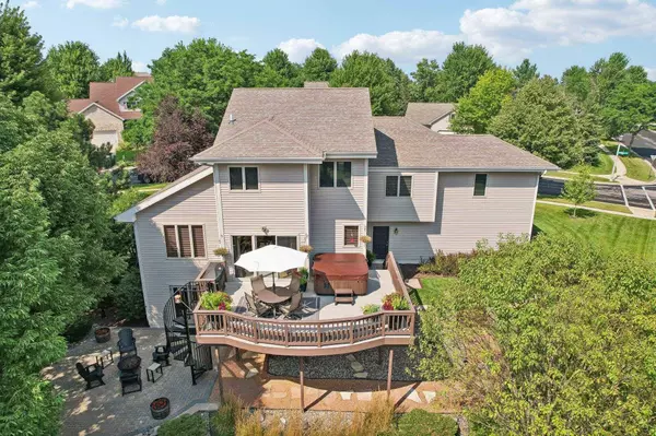 5513 Sandhill Drive, Middleton, WI 53562