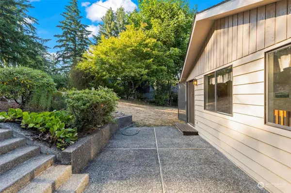 6292 Chico WAY NW, Bremerton, WA 98312