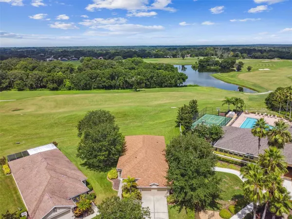 2901 COPPER HEIGHT CT, Valrico, FL 33594