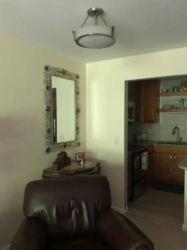 1800 Riverwood DR #326, Burnsville, MN 55337