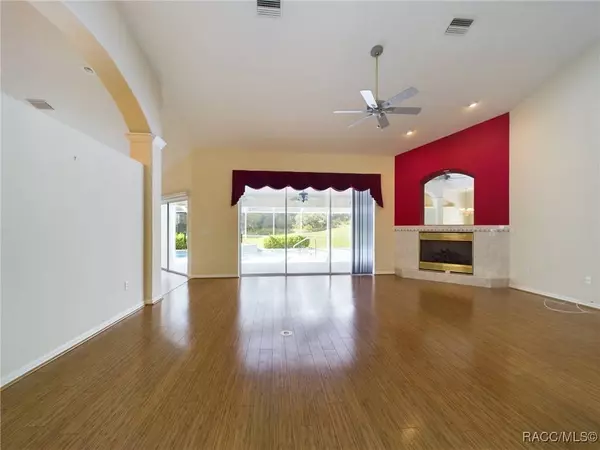 1997 W Begonia DR, Beverly Hills, FL 34465