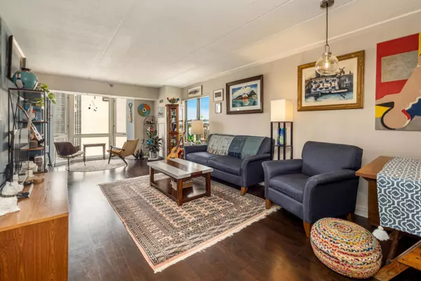 270 E Highland Unit 1041, Milwaukee, WI 53202