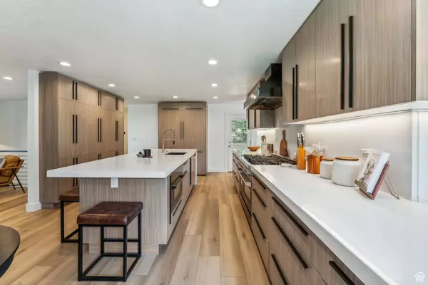 83 S DAVIS, Bountiful, UT 84010