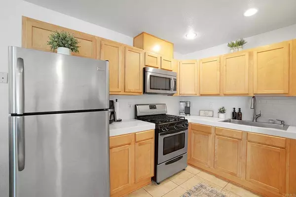 2704 Alta View DR, San Diego, CA 92139