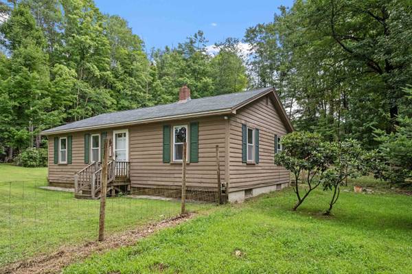 77 Kona Farm RD, Moultonborough, NH 03253