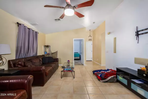 16601 N 28TH Place, Phoenix, AZ 85032