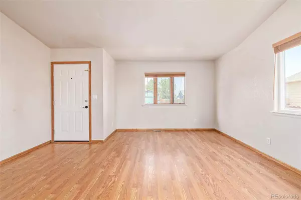 300 E Lilac ST, Milliken, CO 80543