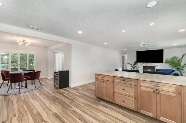 2535 Lake Crest BLVD, Melbourne, FL 32934