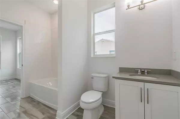 306 W CURTIS ST, Tampa, FL 33603