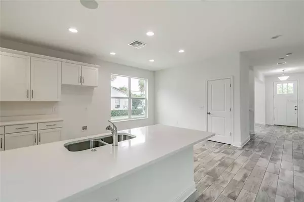 306 W CURTIS ST, Tampa, FL 33603