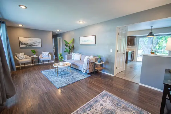 920 Bruce Street, Sun Prairie, WI 53590